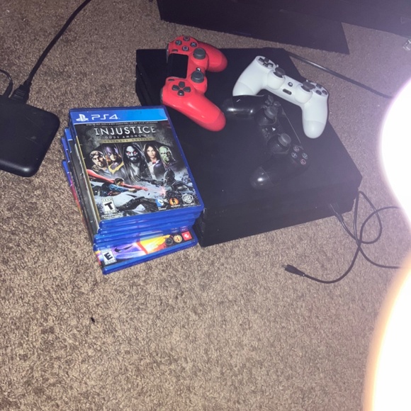 Ps4 - Picture 3 of 3